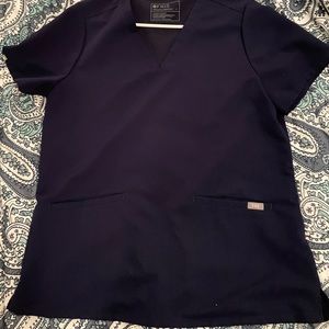 FIGS Casma top and Zamora bottom, large, Black.